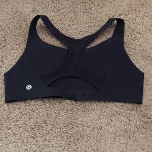 Lululemon sports bra